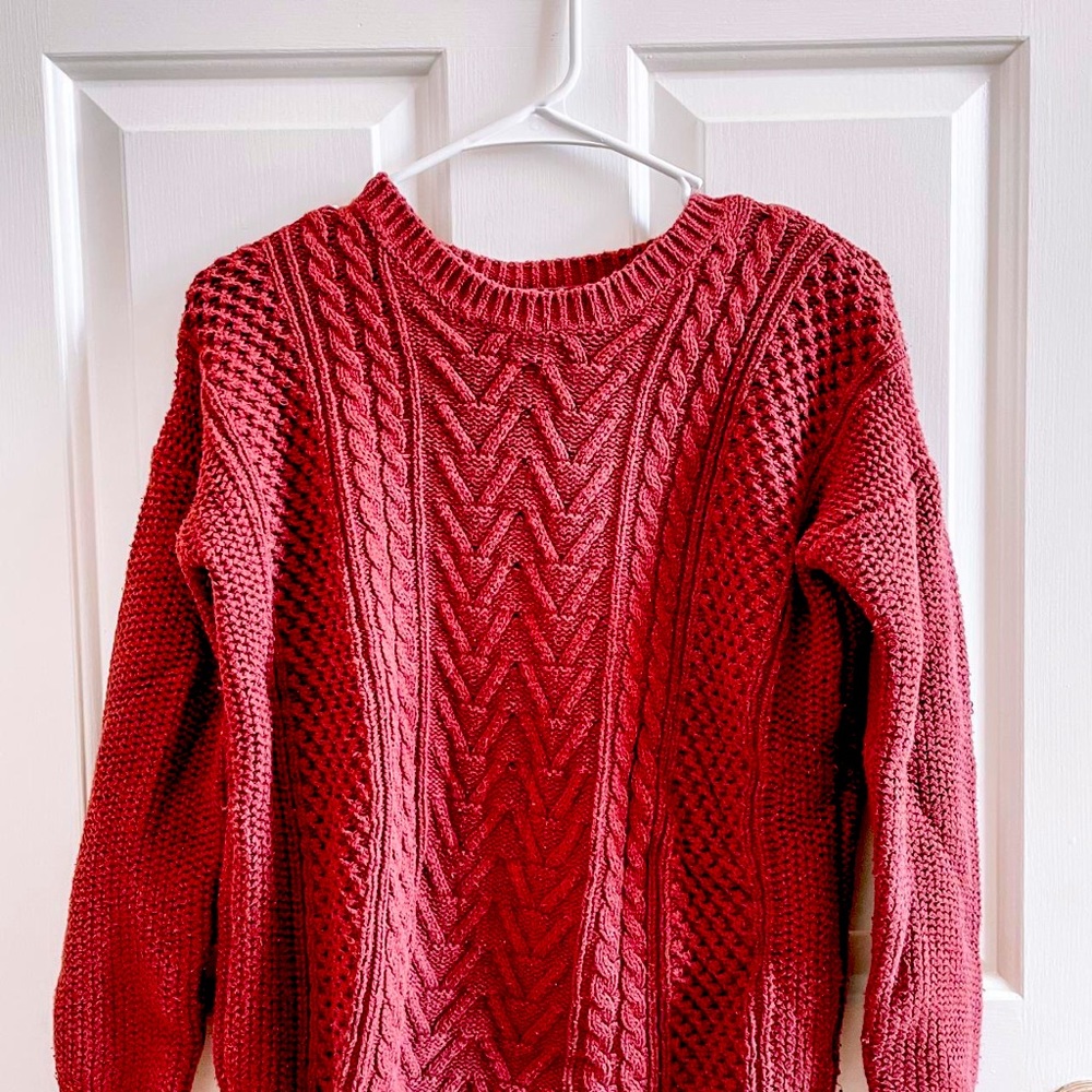 Oversized thick cable knit cozy sweater. ♡